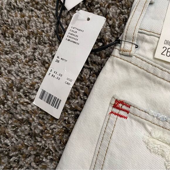 Urban Outfitters BDG Drop Waist Destroy Denim Shorts Size 26 NWT - Picture 4 of 7